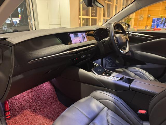 ＤＳ４ リヴォリ　ブルーＨＤｉ　弊社下取車　黒革シート　純正ナビ　全周囲カメラ　Ｃａｒｐｌａｙ　Ｂｌｕｅｔｏｏｔｈ　ＦＯＣＡＬサウンド　パワーバックドア　ＬＥＤヘッドライト　純正１９インチアルミ（30枚目）