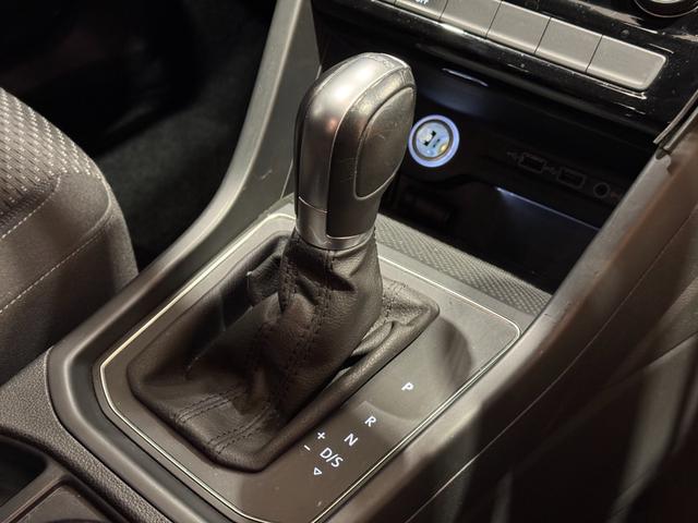 ゴルフトゥーラン TDI コンフォートライン(19枚目)