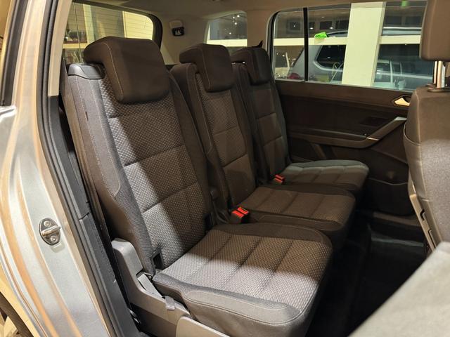 ゴルフトゥーラン TDI コンフォートライン(38枚目)