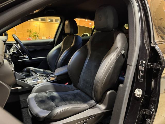 ステルヴィオ クアドリフォリオ アダプティブクルーズコントロール レーンキープアシスト 衝突軽軽減ブレーキ Carplay バックカメラ 前後ドラレコ ETC HID 純正20インチアルミ ワンオーナー(41枚目)