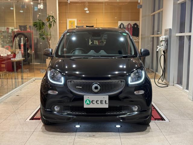 スマートフォーフォー ＢＲＡＢＵＳ　エクスクルーシブ（3枚目）