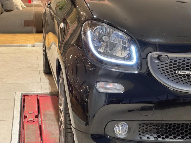 スマートフォーフォー ＢＲＡＢＵＳ　エクスクルーシブ（4枚目）