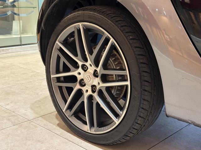 スマートフォーフォー ＢＲＡＢＵＳ　エクスクルーシブ（24枚目）