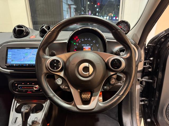 スマートフォーフォー ＢＲＡＢＵＳ　エクスクルーシブ（29枚目）