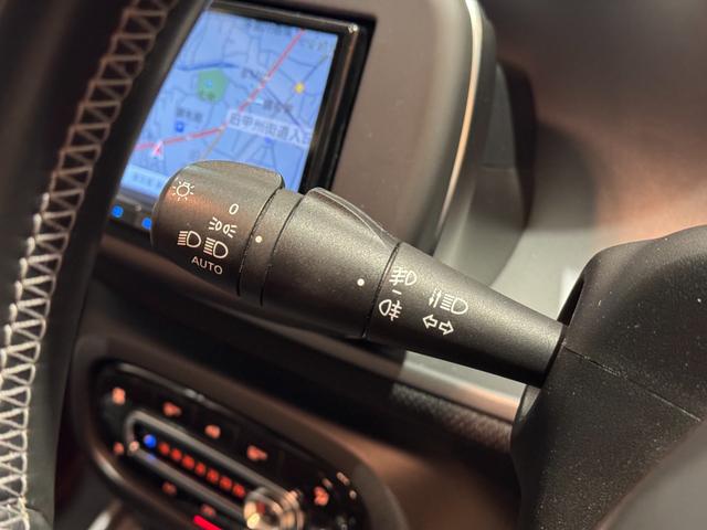 スマートフォーフォー ＢＲＡＢＵＳ　エクスクルーシブ（33枚目）