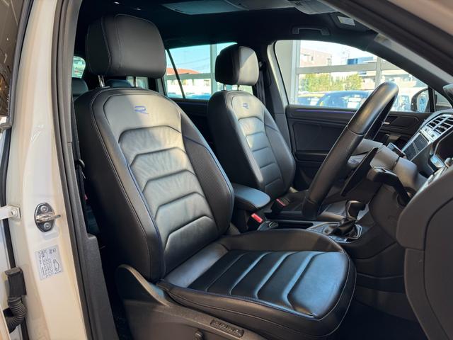 ティグアン Ｒ　ＡＣＣ　本革シート　純正ナビ　全周囲カメラ　ＥＴＣ　Ｃａｒｐｌａｙ　シートヒーター　リアパークセンサー　デジタルメータークラスター　ＬＥＤヘッドライト　純正２１インチナビ（32枚目）