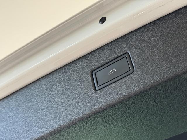 ティグアン Ｒ　ＡＣＣ　本革シート　純正ナビ　全周囲カメラ　ＥＴＣ　Ｃａｒｐｌａｙ　シートヒーター　リアパークセンサー　デジタルメータークラスター　ＬＥＤヘッドライト　純正２１インチナビ（39枚目）