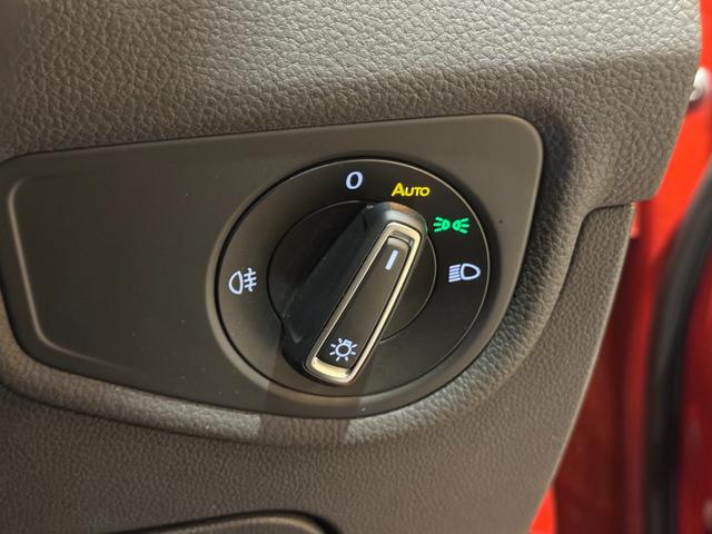 ゴルフトゥーラン ＴＳＩ　Ｒライン　ＡＣＣ　レーンキープアシスト　衝突軽減ブレーキ　純正ナビ　バックカメラ　Ｂｌｕｅｔｏｏｔｈ　ＥＴＣ　ＬＥＤヘッドライト　純正１７インチアルミ（30枚目）