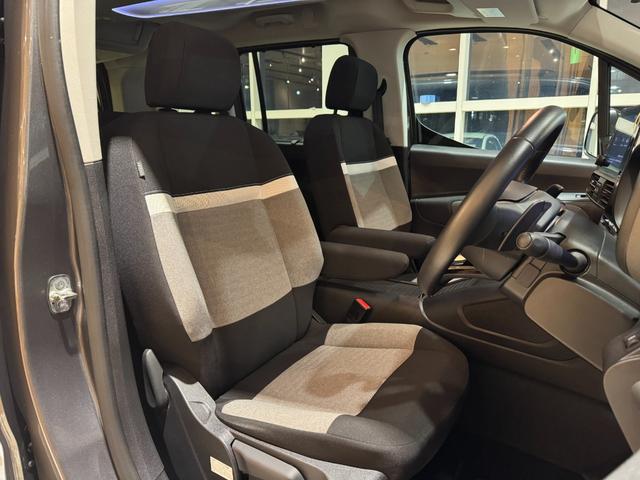 ベルランゴ シャイン ブルーHDi ACC ガラスルーフ サイド・バックカメラ Carplay 前後ドラレコ Bluetooth ETC 純正16インチアルミ(35枚目)