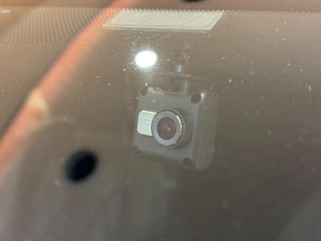 508 GTライン ACC レーンキープアシスト 衝突軽減ブレーキ 本革シート 純正ナビ Bカメラ ドラレコ サンルーフ Carplay フルセグ ETC 前後センサー LEDヘッドライト 純正アルミ(8枚目)