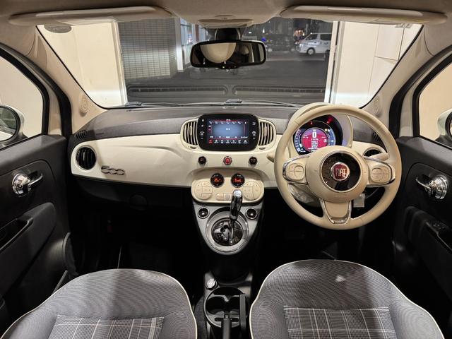 500 ツインエア ラウンジ ガラスルーフ Carplay Bluetooth リアパークセンサー キセノンヘッドライト 純正15インチアルミ(6枚目)