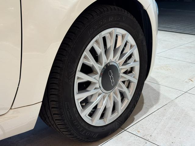 500 ツインエア ラウンジ ガラスルーフ Carplay Bluetooth リアパークセンサー キセノンヘッドライト 純正15インチアルミ(20枚目)