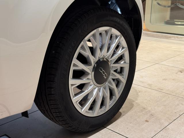 500 ツインエア ラウンジ ガラスルーフ Carplay Bluetooth リアパークセンサー キセノンヘッドライト 純正15インチアルミ(22枚目)