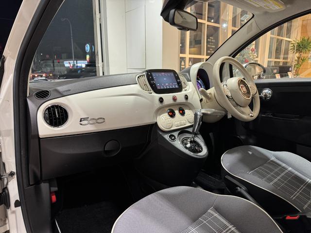 500 ツインエア ラウンジ ガラスルーフ Carplay Bluetooth リアパークセンサー キセノンヘッドライト 純正15インチアルミ(24枚目)