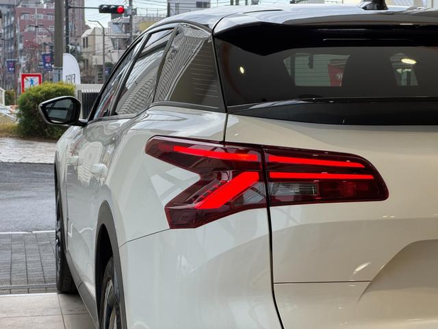 Ｃ５ Ｘ シャインパック　ＡＣＣ　サンルーフ　純正ナビ　全周囲カメラ　ＥＴＣ　Ｃａｒｐｌａｙ　Ｂｌｕｅｔｏｏｔｈ　シートヒーター　前後センサー　パワーバックドア　ＬＥＤヘッドライト（26枚目）