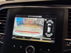 バックカメラにガイド線を表示！これならまっすぐ駐車もお手の物です！ 6