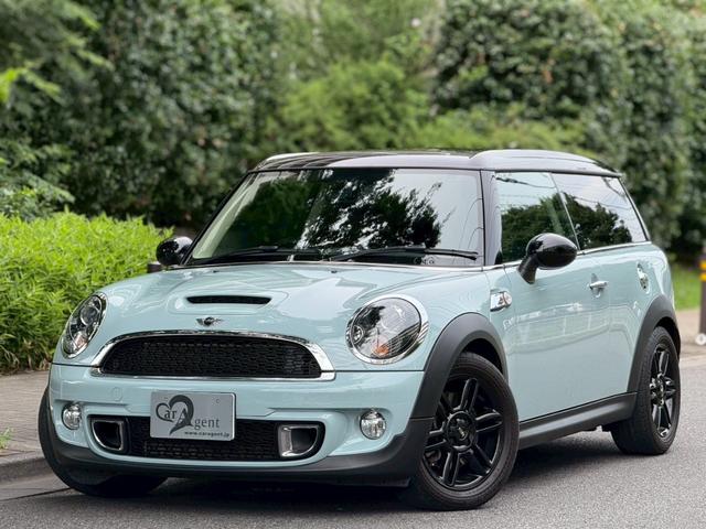 ＭＩＮＩ クーパーＳ　クラブマン　禁煙車／社外ナビ（・バックモニター・Ｂｌｕｅｔｏｏｔｈ・ＴＶ）／障害物センサー／ブラックキセノンヘッドライト／１６インチブラックアルミホイール／ドライブレコーダー／ＥＴＣ／・取説・記録簿・スペアキー有（2枚目）