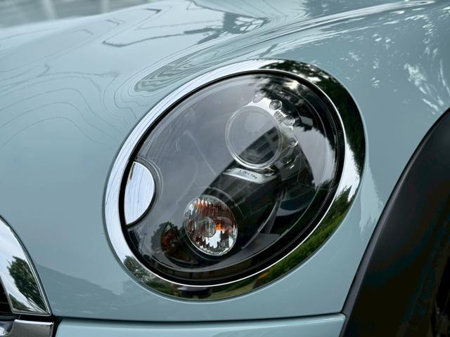 ＭＩＮＩ クーパーＳ　クラブマン　禁煙車／社外ナビ（・バックモニター・Ｂｌｕｅｔｏｏｔｈ・ＴＶ）／障害物センサー／ブラックキセノンヘッドライト／１６インチブラックアルミホイール／ドライブレコーダー／ＥＴＣ／・取説・記録簿・スペアキー有（21枚目）