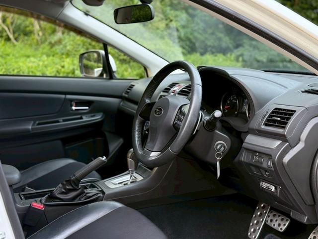 インプレッサスポーツ 2.0i-Sアイサイト ワンオーナー/禁煙車/ユーザー買取車/運転席パワーシート/カロッツェリアナビ/Bluetooth/バックモニター/ハーフレザーシート/17インチAW/ETC(19枚目)