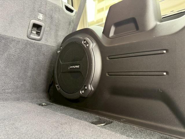 ジープ・ラングラーアンリミテッド サハラ ワンオーナー/禁煙車/ホイール付きスタッドレスタイヤ有/グロスブラック18AW/レザシート/LEDヘッドライト/バックカメラ/ショートアンテナ/Apple CarPlay対応(30枚目)