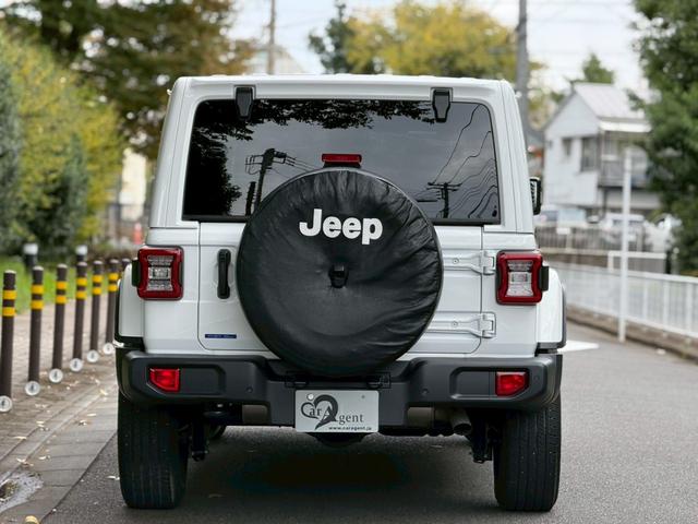 ジープ・ラングラーアンリミテッド サハラ ワンオーナー/禁煙車/ホイール付きスタッドレスタイヤ有/グロスブラック18AW/レザシート/LEDヘッドライト/バックカメラ/ショートアンテナ/Apple CarPlay対応(34枚目)