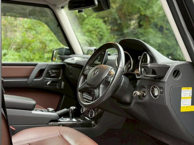 Gクラス G350 ブルーテック ラグジュアリーPKG/禁煙車/Fバンパー・オーバーフェンダーAMG仕様/スライディングルーフ/ブラウン本革シート/全席シートヒーター/Bカメラ/サイドカメラ/harman/kardon/前後ドラレコ(14枚目)