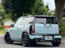 ＭＩＮＩ クーパーＳ　クラブマン　禁煙車／社外ナビ（・バックモニター・Ｂｌｕｅｔｏｏｔｈ・ＴＶ）／障害物センサー／ブラックキセノンヘッドライト／１６インチブラックアルミホイール／ドライブレコーダー／ＥＴＣ／・取説・記録簿・スペアキー有（5枚目）