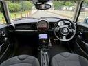 ＭＩＮＩ クーパーＳ　クラブマン　禁煙車／社外ナビ（・バックモニター・Ｂｌｕｅｔｏｏｔｈ・ＴＶ）／障害物センサー／ブラックキセノンヘッドライト／１６インチブラックアルミホイール／ドライブレコーダー／ＥＴＣ／・取説・記録簿・スペアキー有（7枚目）