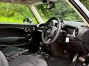 クーパーＳ　クラブマン　禁煙車／社外ナビ（・バックモニター・Ｂｌｕｅｔｏｏｔｈ・ＴＶ）／障害物センサー／ブラックキセノンヘッドライト／１６インチブラックアルミホイール／ドライブレコーダー／ＥＴＣ／・取説・記録簿・スペアキー有（15枚目）