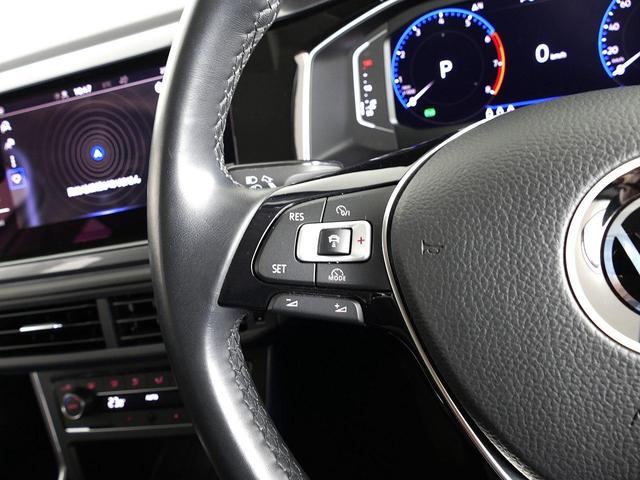 ポロ ＴＳＩ　Ｒライン　１５００ｃｃＴＳＩエンジン　セーフティ　テクノロジーＰＫＧ　純正ナビ　バックカメラ　障害物センサー　デジタルメーター　ドライブレコーダー　ＬＥＤヘッドライト　ＡＣＣ　後方死角検知機能　駐車支援システム（13枚目）