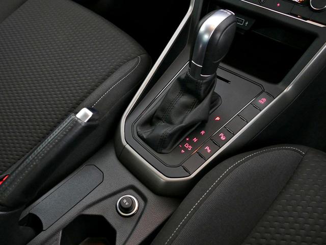 ポロ TSIコンフォートライン セーフティPKG 純正ナビTV バックカメラ 障害物センサー carplay対応 ドライブレコーダー ACC 後方死角検知機能 駐車支援システム 認定中古車保証1年付(9枚目)