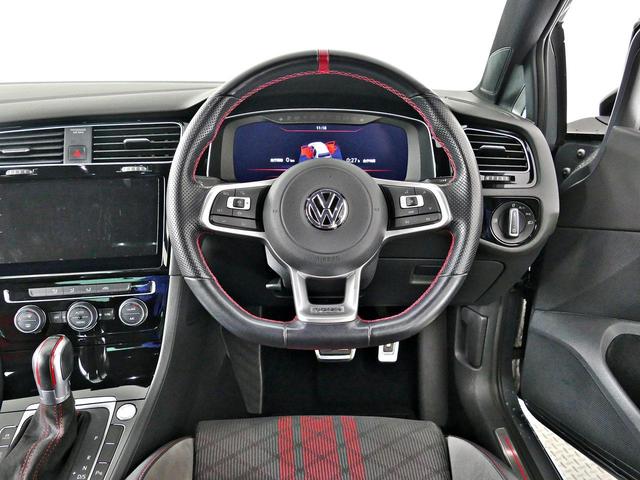 ゴルフＧＴＩ ＴＣＲ　全国限定６００台ＧＴＩ　ＴＣＲ　専用１９インチＡＷ　純正ナビＴＶ　バックカメラ　障害物センサー　ＬＥＤヘッドライト　ＡＣＣ　後方死角検知機能　禁煙使用　認定中古車保証１年付（27枚目）