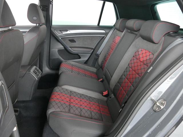 ゴルフＧＴＩ ＴＣＲ　全国限定６００台ＧＴＩ　ＴＣＲ　専用１９インチＡＷ　純正ナビＴＶ　バックカメラ　障害物センサー　ＬＥＤヘッドライト　ＡＣＣ　後方死角検知機能　禁煙使用　認定中古車保証１年付（29枚目）