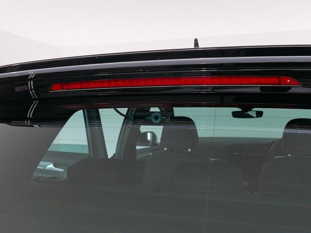 ゴルフＧＴＩ ＴＣＲ　全国限定６００台ＧＴＩ　ＴＣＲ　専用１９インチＡＷ　純正ナビＴＶ　バックカメラ　障害物センサー　ＬＥＤヘッドライト　ＡＣＣ　後方死角検知機能　禁煙使用　認定中古車保証１年付（37枚目）