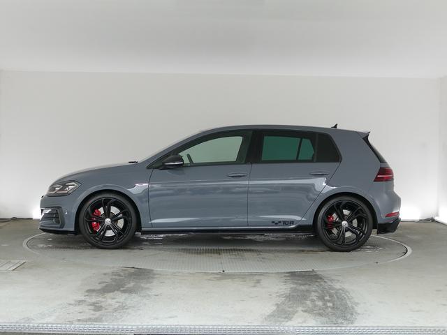 ゴルフＧＴＩ ＴＣＲ　全国限定６００台ＧＴＩ　ＴＣＲ　専用１９インチＡＷ　純正ナビＴＶ　バックカメラ　障害物センサー　ＬＥＤヘッドライト　ＡＣＣ　後方死角検知機能　禁煙使用　認定中古車保証１年付（44枚目）