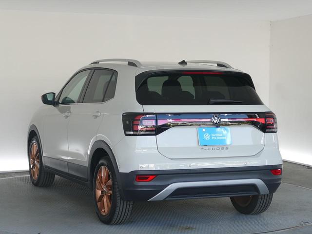 Ｔ－クロス カッパースタイル　当社デモカー使用車両　特別仕様車カッパー　純正ナビ　バックカメラ　障害物センサー　デジタルメーター　専用１７インチＡＷ　ＡＣＣ　ＬＥＤヘッドライト　後方死角検知機能　駐車支援システム　禁煙ワンオーナー（8枚目）