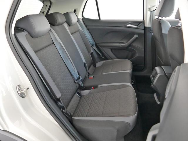 Ｔ－クロス カッパースタイル　当社デモカー使用車両　特別仕様車カッパー　純正ナビ　バックカメラ　障害物センサー　デジタルメーター　専用１７インチＡＷ　ＡＣＣ　ＬＥＤヘッドライト　後方死角検知機能　駐車支援システム　禁煙ワンオーナー（12枚目）