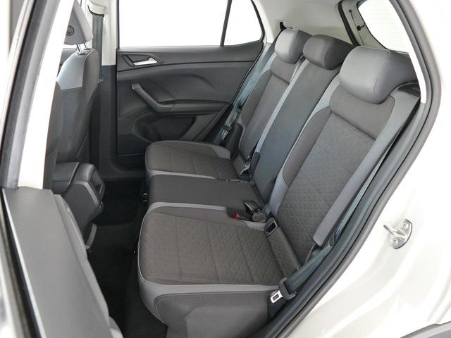 Ｔ－クロス カッパースタイル　当社デモカー使用車両　特別仕様車カッパー　純正ナビ　バックカメラ　障害物センサー　デジタルメーター　専用１７インチＡＷ　ＡＣＣ　ＬＥＤヘッドライト　後方死角検知機能　駐車支援システム　禁煙ワンオーナー（29枚目）