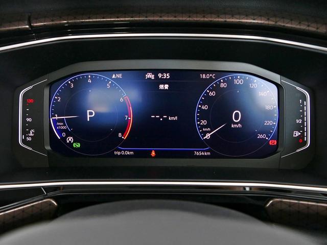 Ｔ－クロス カッパースタイル　当社デモカー使用車両　特別仕様車カッパー　純正ナビ　バックカメラ　障害物センサー　デジタルメーター　専用１７インチＡＷ　ＡＣＣ　ＬＥＤヘッドライト　後方死角検知機能　駐車支援システム　禁煙ワンオーナー（32枚目）