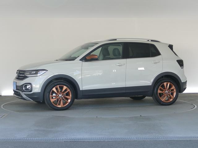 Ｔ－クロス カッパースタイル　当社デモカー使用車両　特別仕様車カッパー　純正ナビ　バックカメラ　障害物センサー　デジタルメーター　専用１７インチＡＷ　ＡＣＣ　ＬＥＤヘッドライト　後方死角検知機能　駐車支援システム　禁煙ワンオーナー（46枚目）