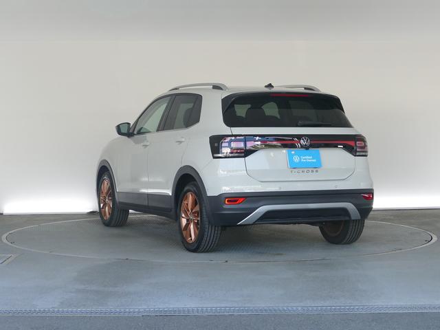 Ｔ－クロス カッパースタイル　当社デモカー使用車両　特別仕様車カッパー　純正ナビ　バックカメラ　障害物センサー　デジタルメーター　専用１７インチＡＷ　ＡＣＣ　ＬＥＤヘッドライト　後方死角検知機能　駐車支援システム　禁煙ワンオーナー（50枚目）