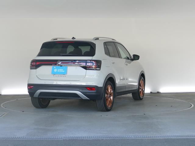 Ｔ－クロス カッパースタイル　当社デモカー使用車両　特別仕様車カッパー　純正ナビ　バックカメラ　障害物センサー　デジタルメーター　専用１７インチＡＷ　ＡＣＣ　ＬＥＤヘッドライト　後方死角検知機能　駐車支援システム　禁煙ワンオーナー（52枚目）