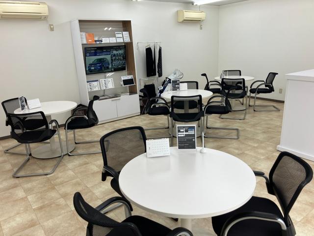 Ｔ－クロス カッパースタイル　当社デモカー使用車両　特別仕様車カッパー　純正ナビ　バックカメラ　障害物センサー　デジタルメーター　専用１７インチＡＷ　ＡＣＣ　ＬＥＤヘッドライト　後方死角検知機能　駐車支援システム　禁煙ワンオーナー（66枚目）