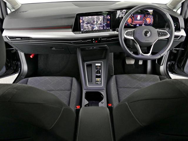 ゴルフ ｅＴＳＩアクティブ　テクノロジーＰＫＧ　純正ナビ　バックカメラ　障害物センサー　デジタルメーター　ｃａｒｐｌａｙ対応　ＩＱ．ＬＥＤヘッドライト　ＡＣＣ　マイルドハイブリッド　禁煙使用　ワンオーナー　認定中古車保証１年付（8枚目）