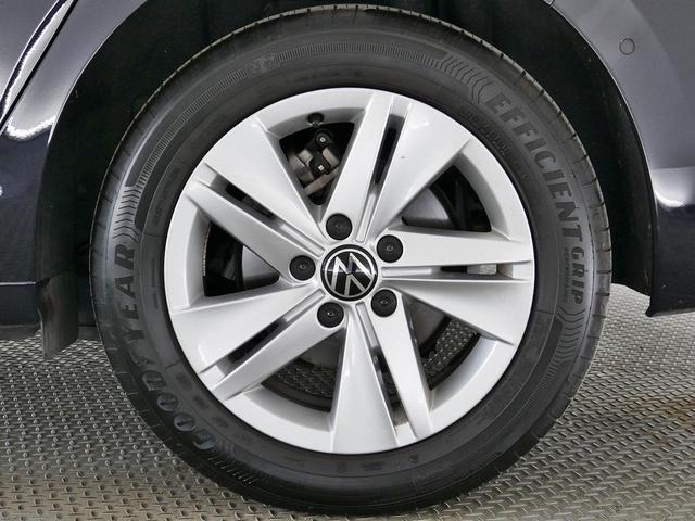 ゴルフ ｅＴＳＩアクティブ　テクノロジーＰＫＧ　純正ナビ　バックカメラ　障害物センサー　デジタルメーター　ｃａｒｐｌａｙ対応　ＩＱ．ＬＥＤヘッドライト　ＡＣＣ　マイルドハイブリッド　禁煙使用　ワンオーナー　認定中古車保証１年付（22枚目）