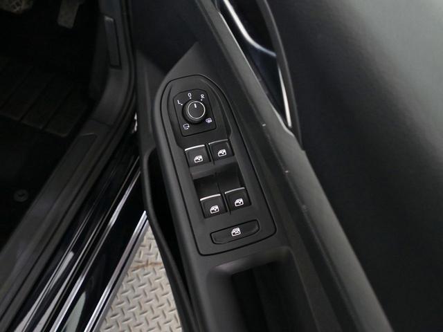 ゴルフ ｅＴＳＩアクティブ　テクノロジーＰＫＧ　純正ナビ　バックカメラ　障害物センサー　デジタルメーター　ｃａｒｐｌａｙ対応　ＩＱ．ＬＥＤヘッドライト　ＡＣＣ　マイルドハイブリッド　禁煙使用　ワンオーナー　認定中古車保証１年付（37枚目）