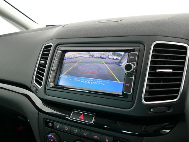 シャラン ＴＳＩ　ハイライン　純正ＳＤナビ　バックカメラ　ＡＣＣ　ドライブレコーダー　後方死角検知機能　スマートキー　両側電動スライドドア　電動リヤゲート　禁煙使用　ワンオーナー　認定中古車保証１年付（5枚目）