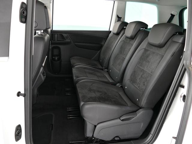 シャラン ＴＳＩ　ハイライン　純正ＳＤナビ　バックカメラ　ＡＣＣ　ドライブレコーダー　後方死角検知機能　スマートキー　両側電動スライドドア　電動リヤゲート　禁煙使用　ワンオーナー　認定中古車保証１年付（31枚目）