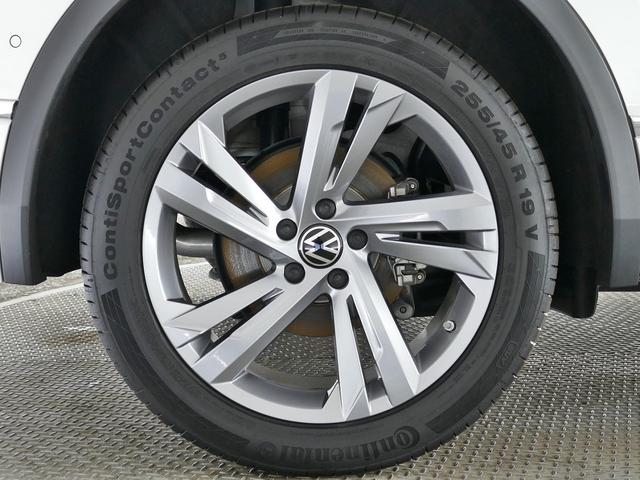 ティグアン TSI 4モーション Rライン フルタイム4WD、純正ナビ、アダプティブクルーズコントロール、レーンキープアシスト、ブラインドスポット、液晶メータークラスター、アラウンドビューモニター、前後パーキングセンサー(22枚目)