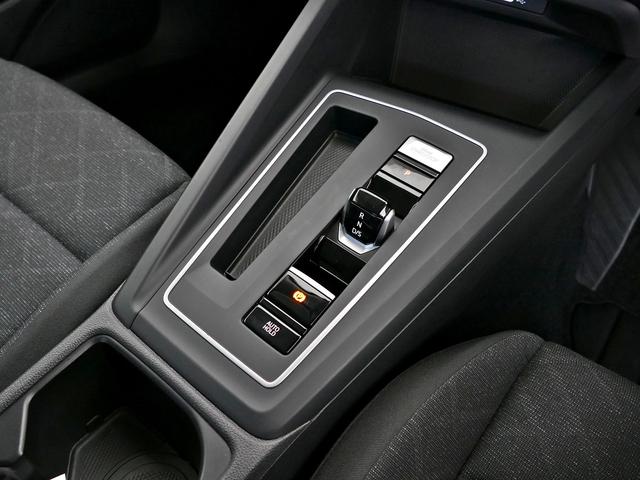 ゴルフ TDIアクティブアドバンス プラチナムエディション 当社デモカー使用車両 純正ナビ バックカメラ 障害物センサー デジタルメーター IQ.LEDヘッドライト ACC トラベルアシスト クリーンディーゼル 禁煙使用 ワンオーナー 新車保証継承(9枚目)